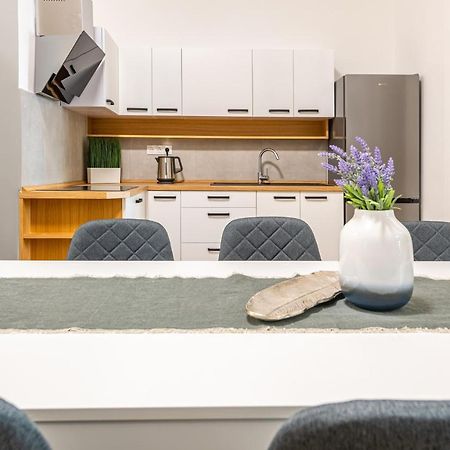 Deluxe Kazincy Apartment In The Heart Of Budapeşte Dış mekan fotoğraf