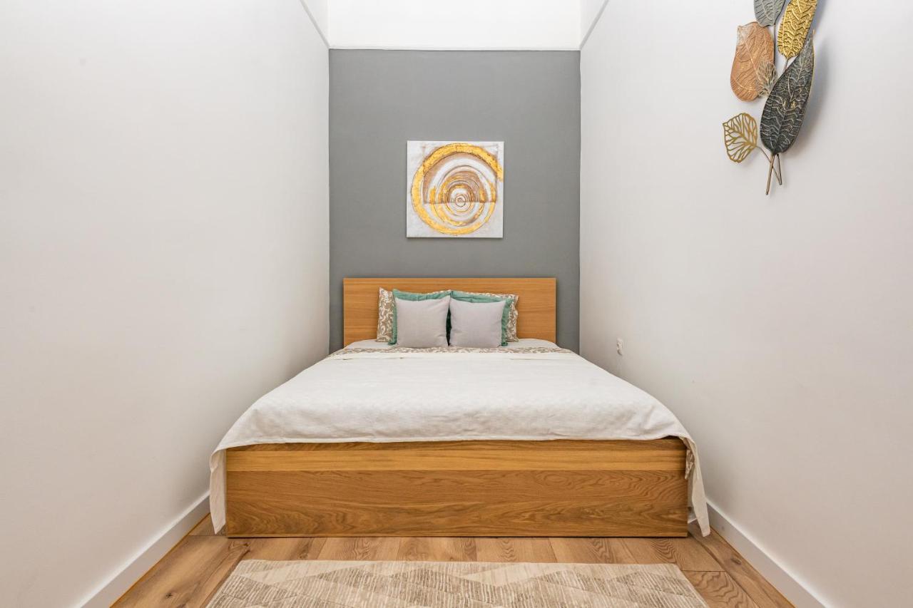 Deluxe Kazincy Apartment In The Heart Of Budapeşte Dış mekan fotoğraf